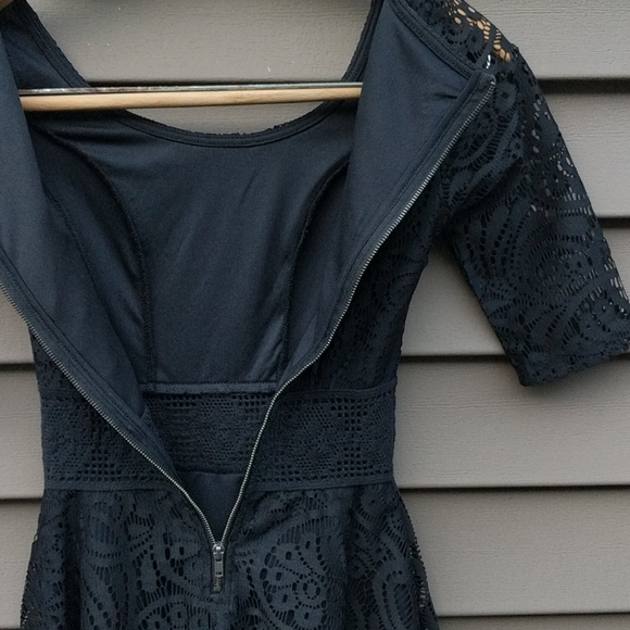 Aqua black lace zip up dress - Picture 11 of 16